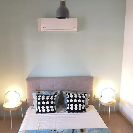 Yippee! At Ermou Square Amazing Location View Ларнака