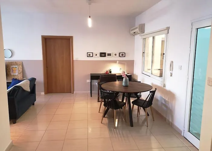 Yippee! At Ermou Square Amazing Location View Апартаменти