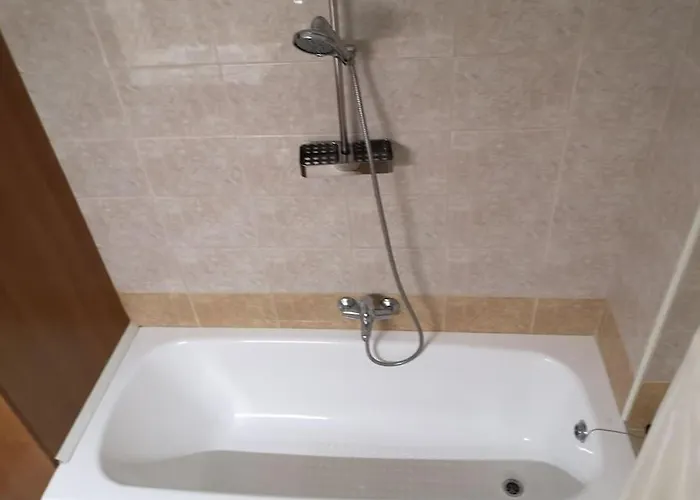 Апартаменти Yippee! At Ermou Square Amazing Location View Ларнака