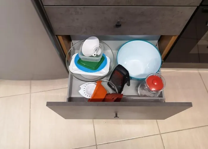 Апартаменти Yippee! At Ermou Square Amazing Location View Ларнака