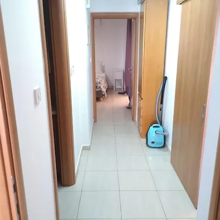 Appartamento Yippee! At Ermou Square Amazing Location View Larnaca